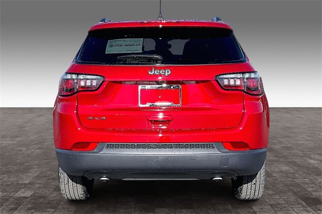 New 2026 Jeep Compass Latitude image 4