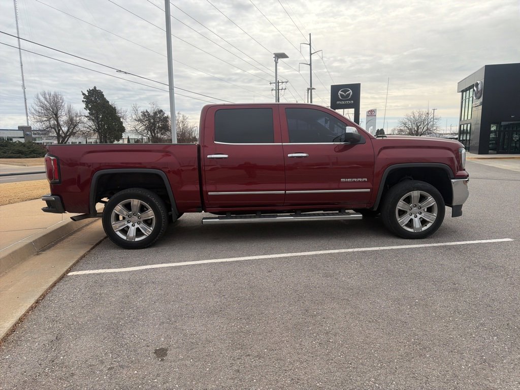 Used 2017 GMC Sierra 1500 SLT image 2