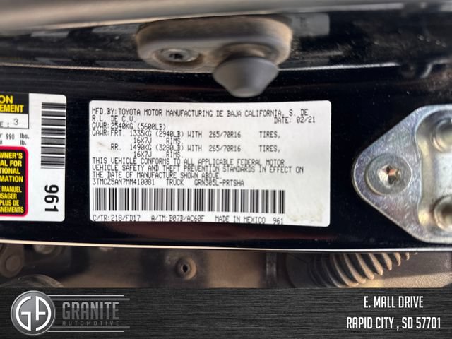 Used 2021 Toyota Tacoma TRD Off-Road AWD/4WD image 28