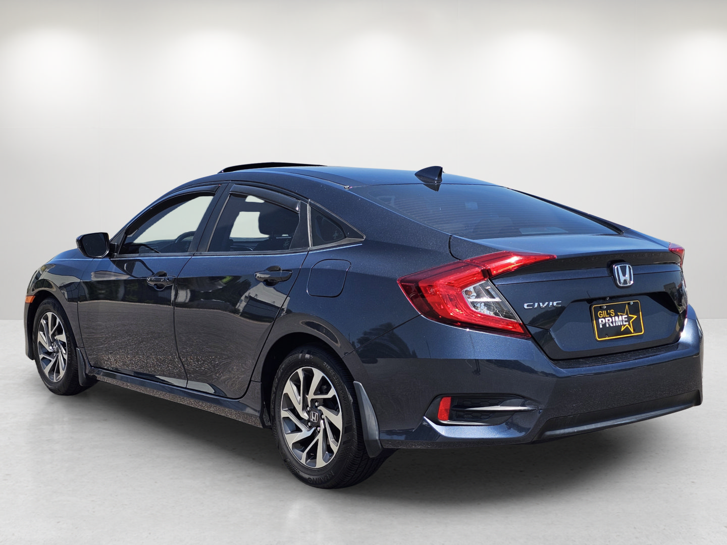 Used 2018 Honda Civic EX image 7