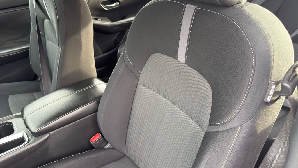 Used 2020 Nissan Sentra SV image 11