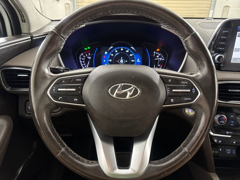 Used 2020 Hyundai Santa Fe Limited image 13