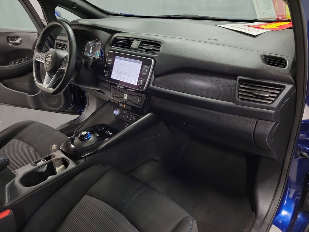 Used 2023 Nissan Leaf SV Plus image 23