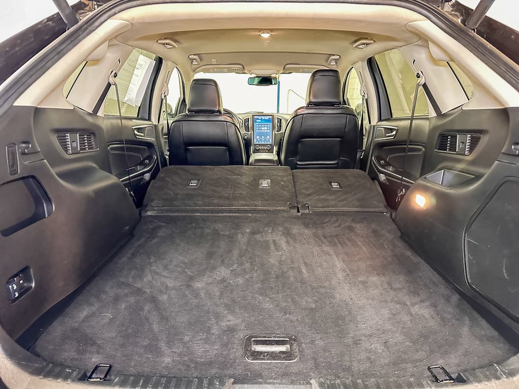 Certified 2024 Ford Edge Titanium AWD/4WD image 21