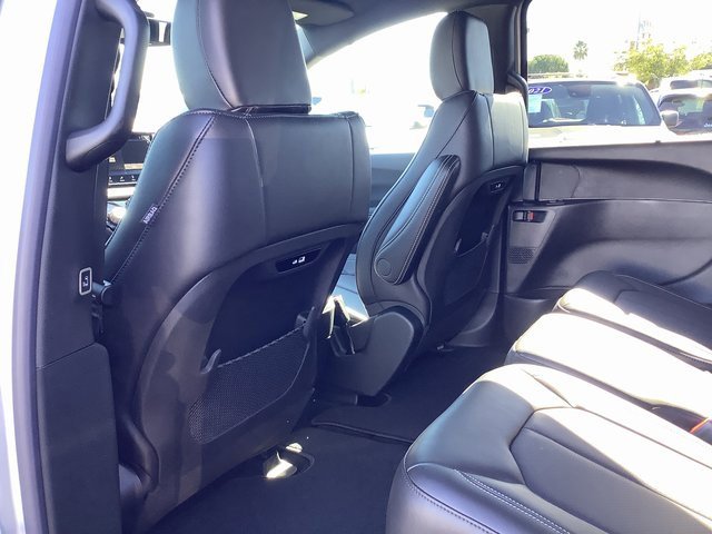 New 2026 Chrysler Pacifica Select image 24