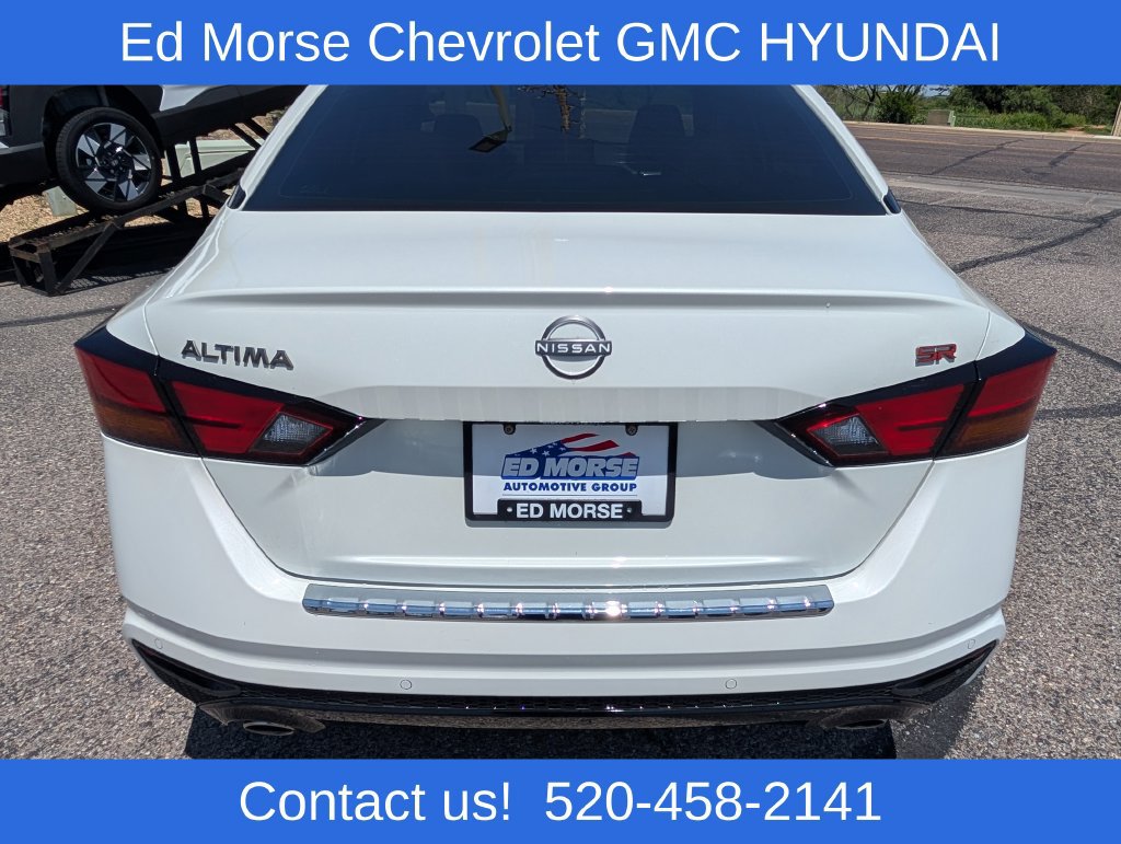 Used 2023 Nissan Altima 2.5 SR w/ SR Premium Package FWD image 4
