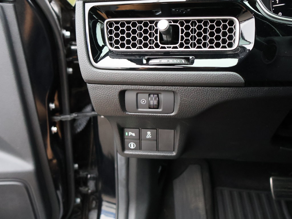 Certified 2024 Honda Civic Sport Touring image 30