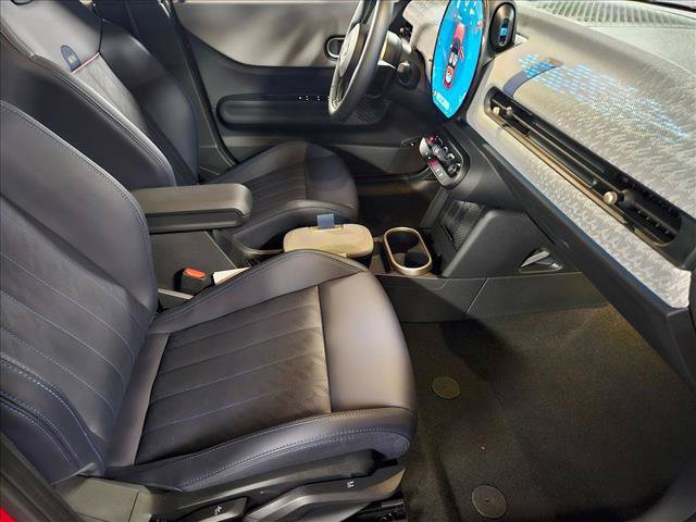 Certified 2025 MINI Cooper S FWD image 20