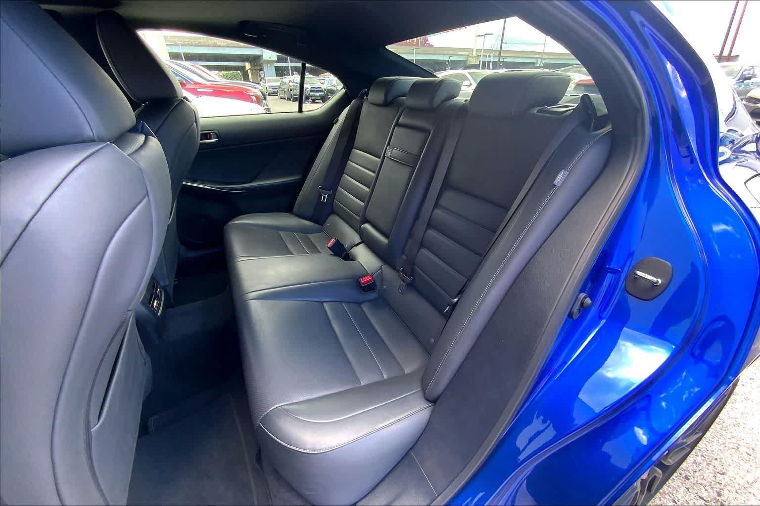 Used 2023 Lexus IS 500 RWD image 29
