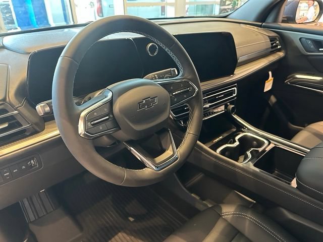 New 2027 Chevrolet Traverse LT w/ Midnight/Sport Edition AWD/4WD image 16