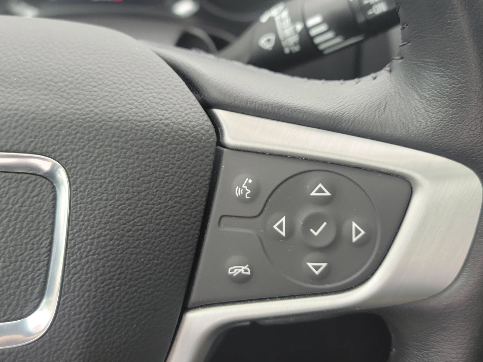 Used 2022 GMC Terrain SLT w/ Infotainment Package II image 15