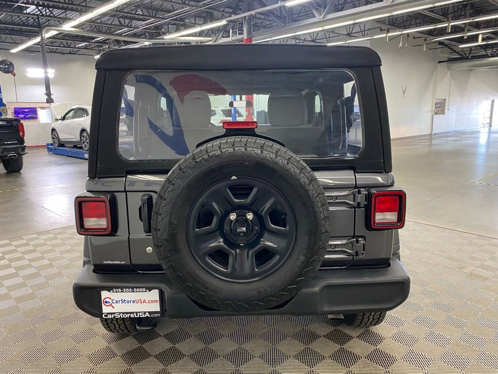 Used 2024 Jeep Wrangler Sport image 9