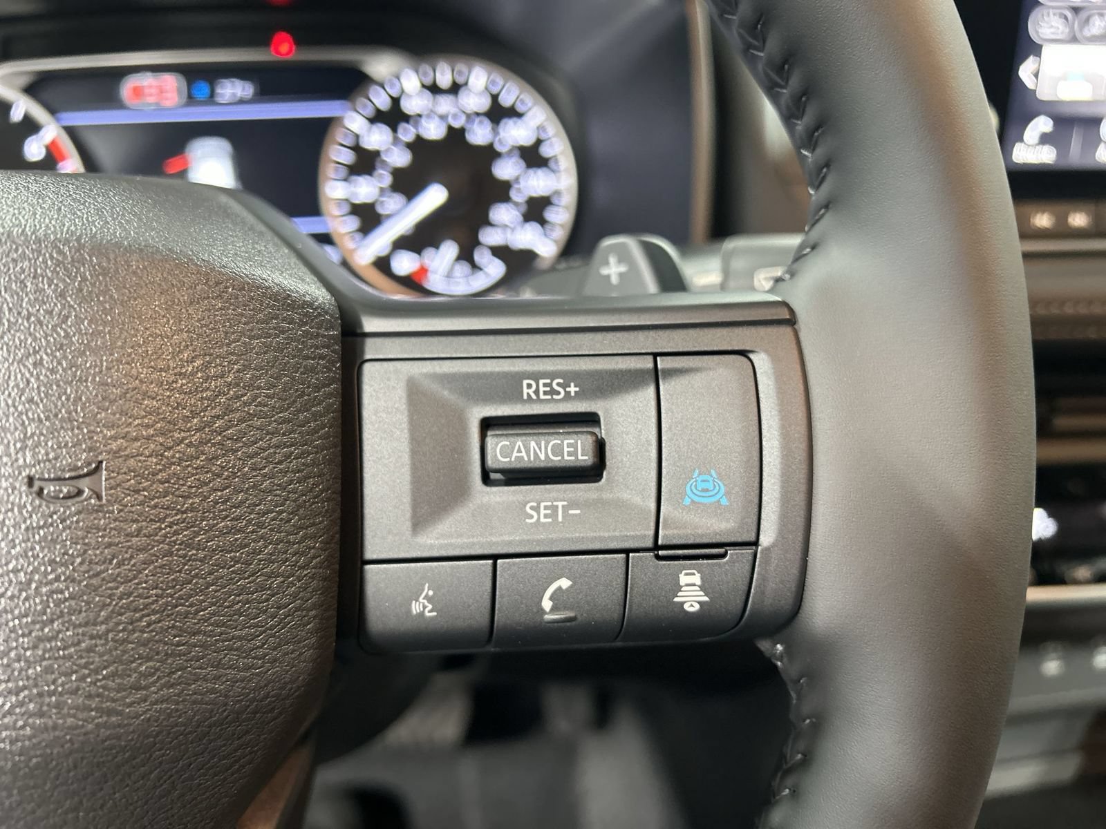 New 2026 Nissan Rogue SV w/ Cold Weather Package AWD/4WD image 20