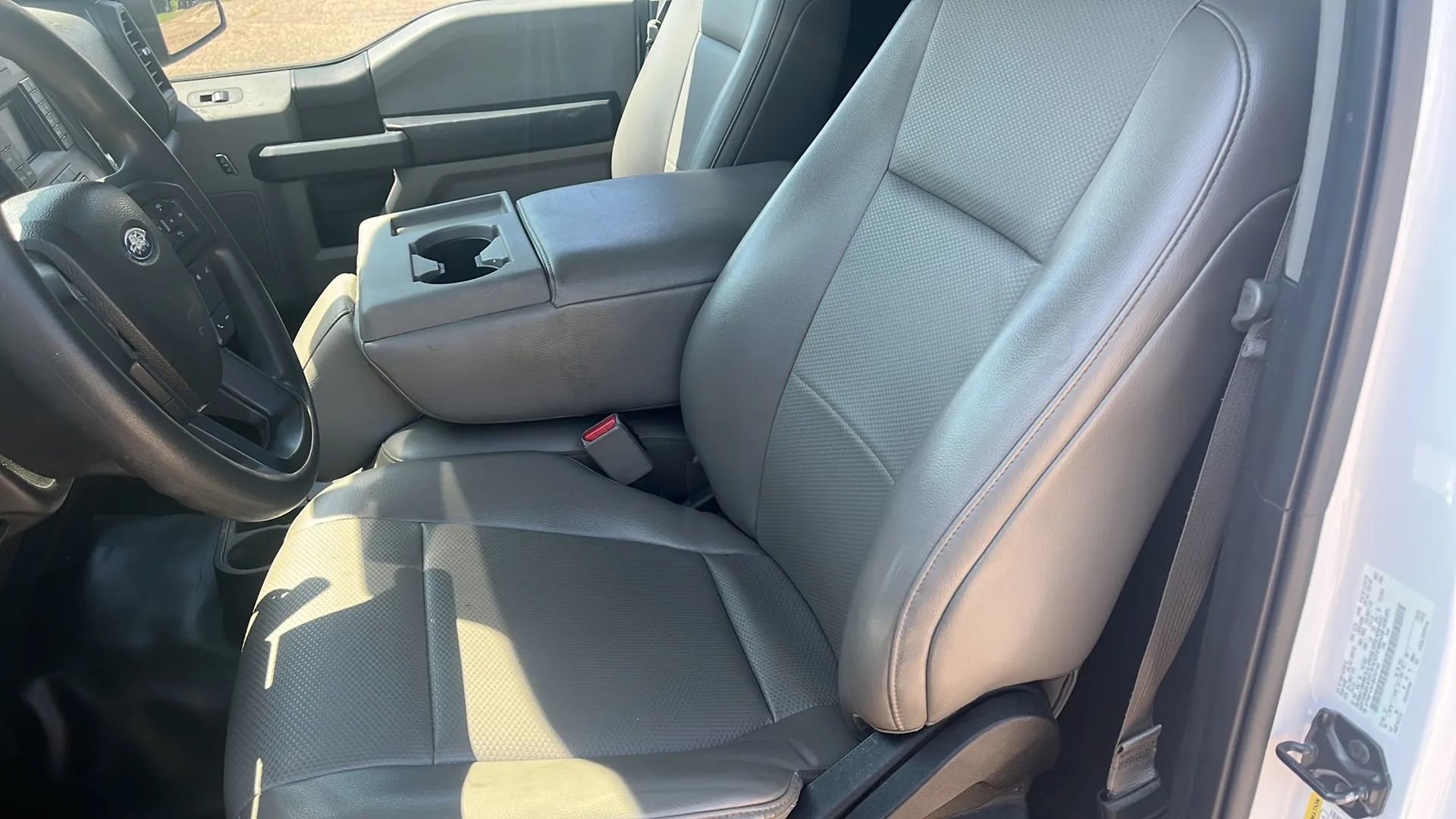 Used 2016 Ford F150 XL w/ Equipment Group 101A Mid image 8
