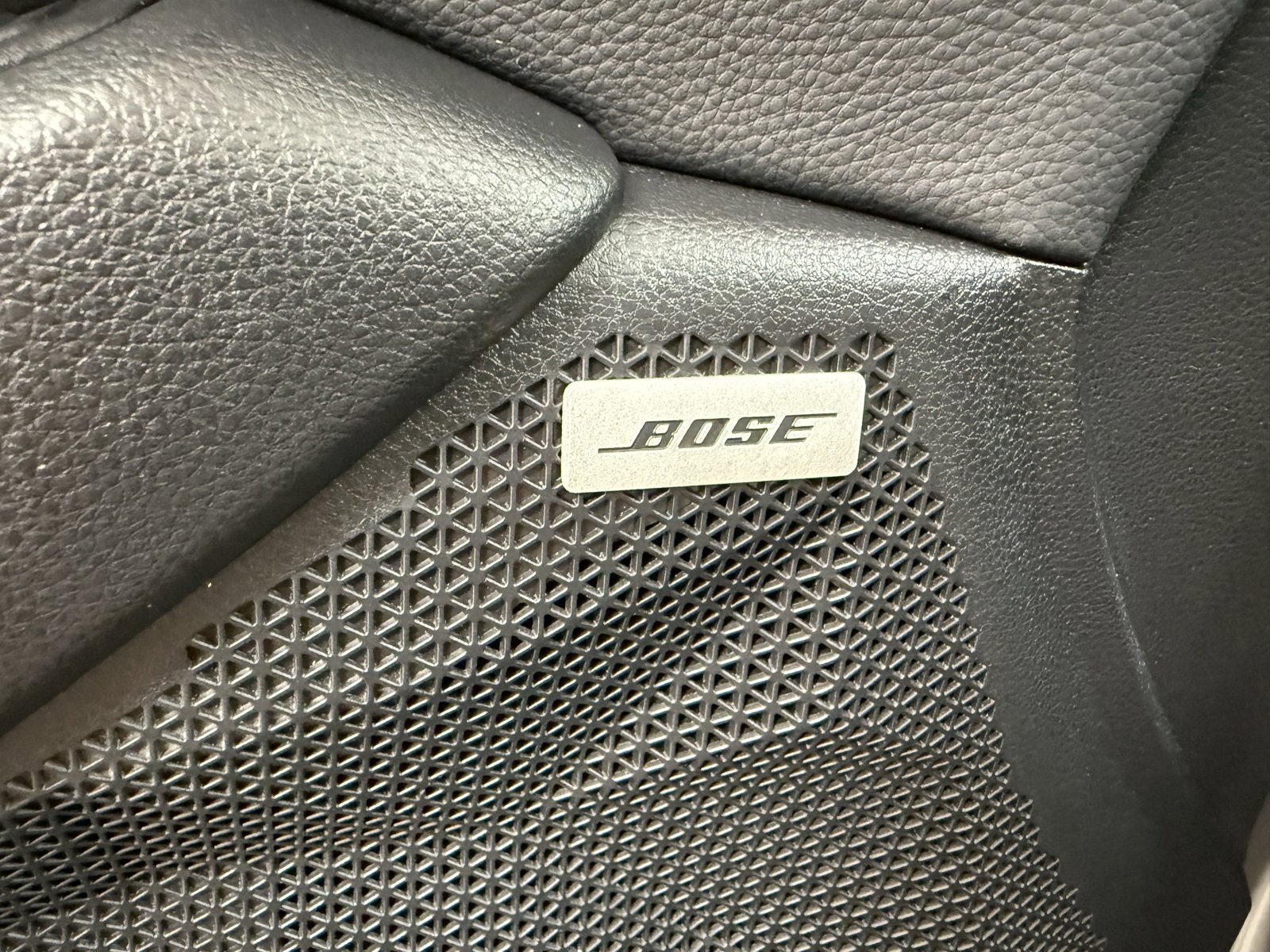 Used 2023 Kia Seltos SX w/ SX Sunroof Package image 10