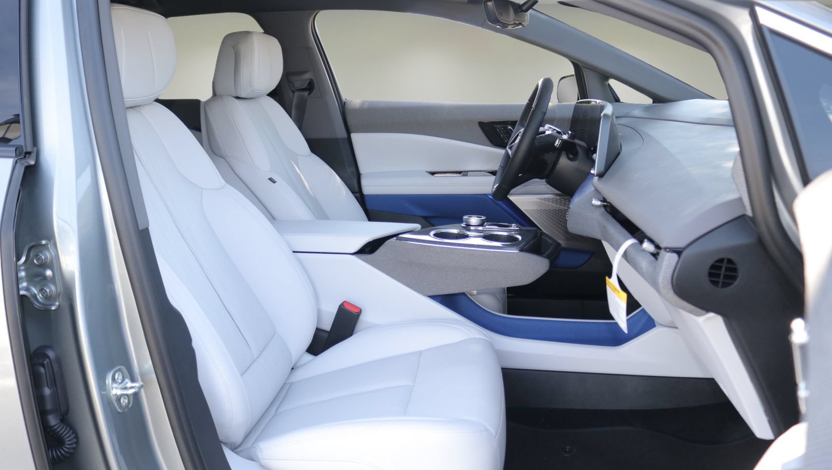 New 2027 Cadillac Optiq Premium Luxury RWD image 18