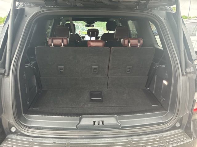 Used 2024 Ford Expedition Limited AWD/4WD image 23