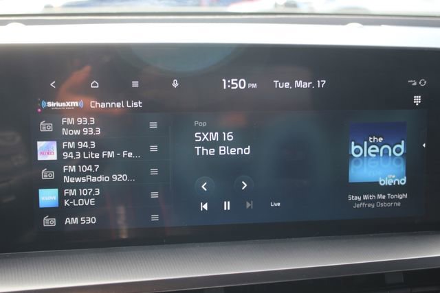 Used 2024 Kia Telluride S w/ S Sunroof Package image 7