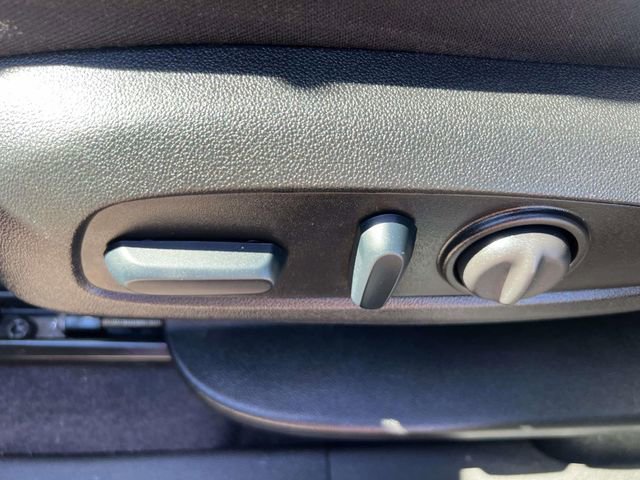 Used 2023 Chevrolet Equinox LS w/ LS Convenience Package image 18