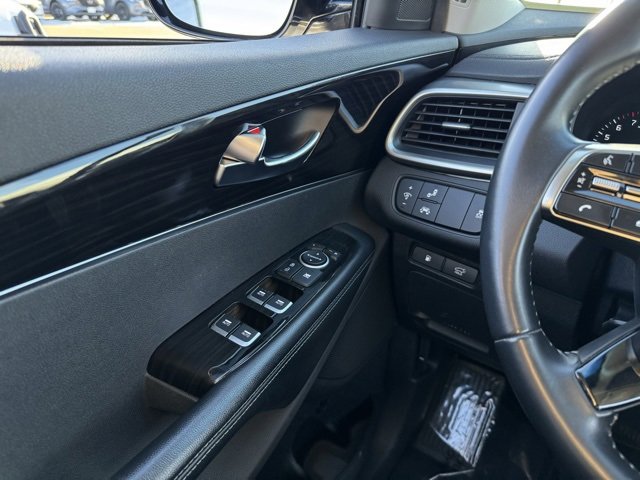 Used 2019 Kia Sorento EX image 32