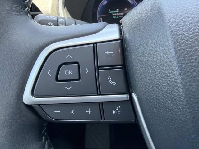 Used 2024 Toyota Highlander Limited image 27