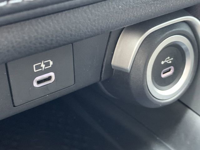 Used 2025 Toyota Grand Highlander AWD image 27