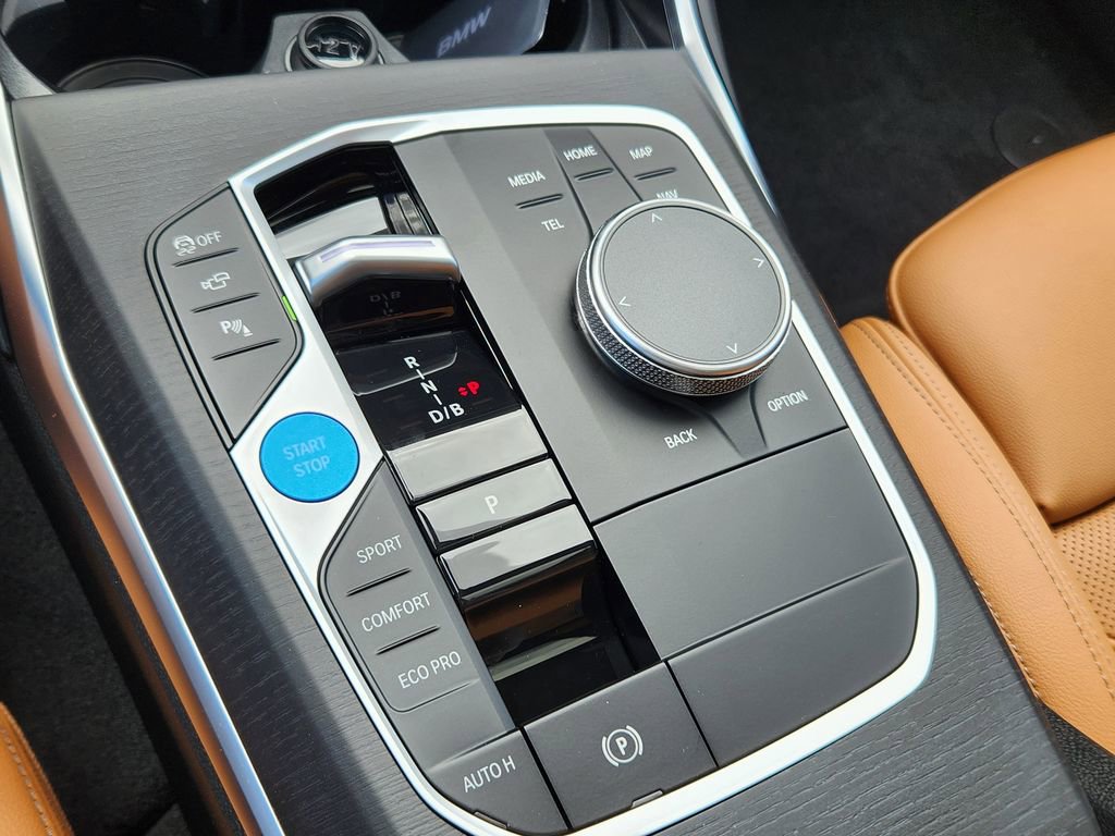 New 2026 BMW i4 xDrive40i w/ Premium Package AWD/4WD image 18