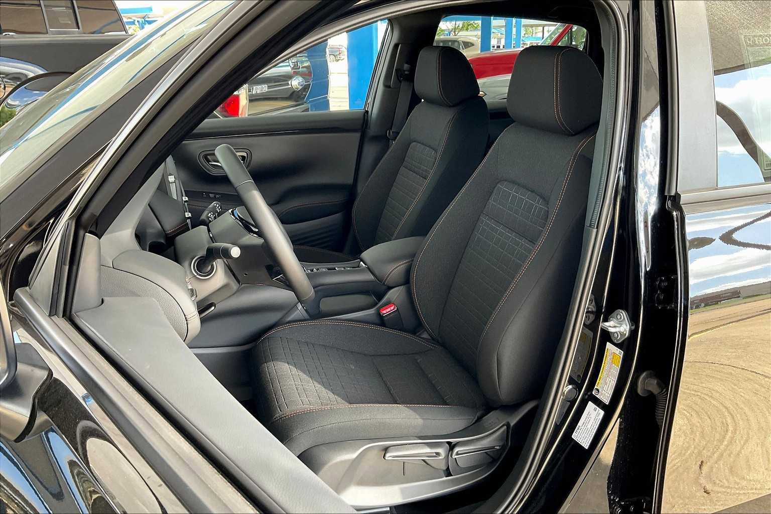 New 2026 Honda HR-V Sport image 9