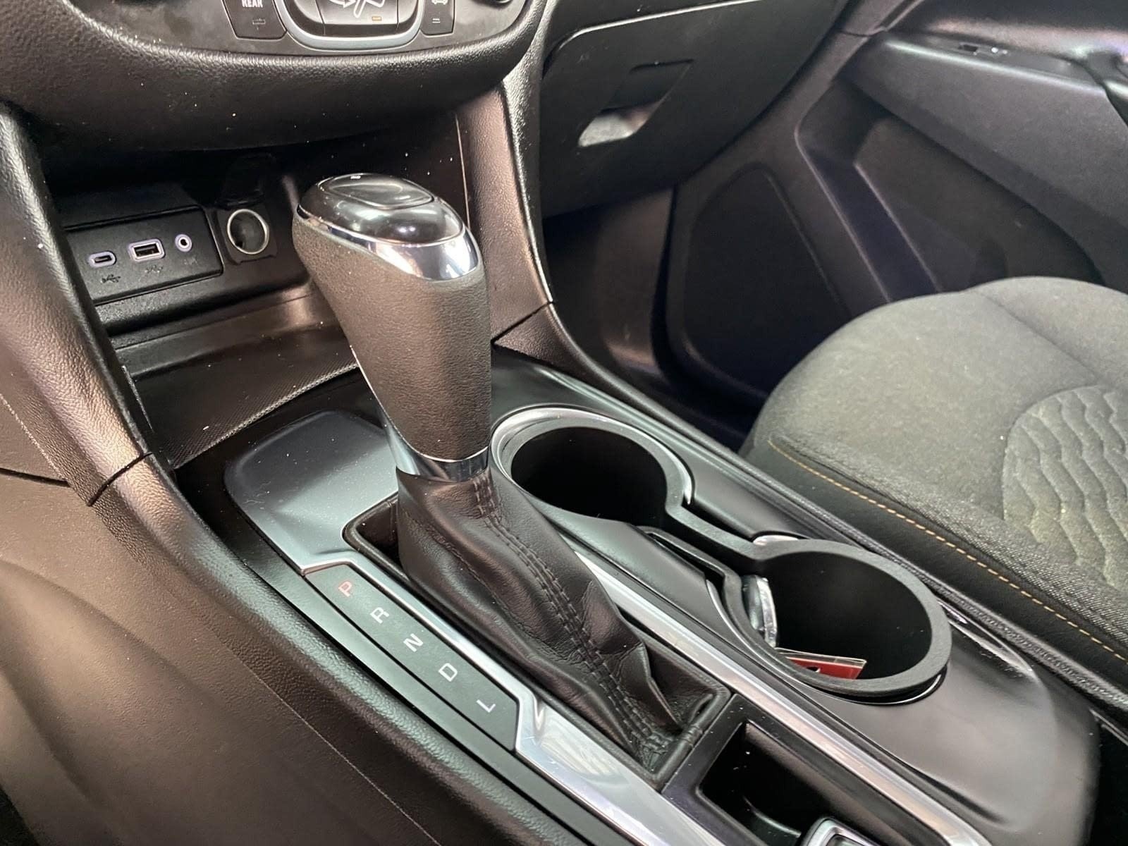 Used 2020 Chevrolet Equinox LT FWD image 23