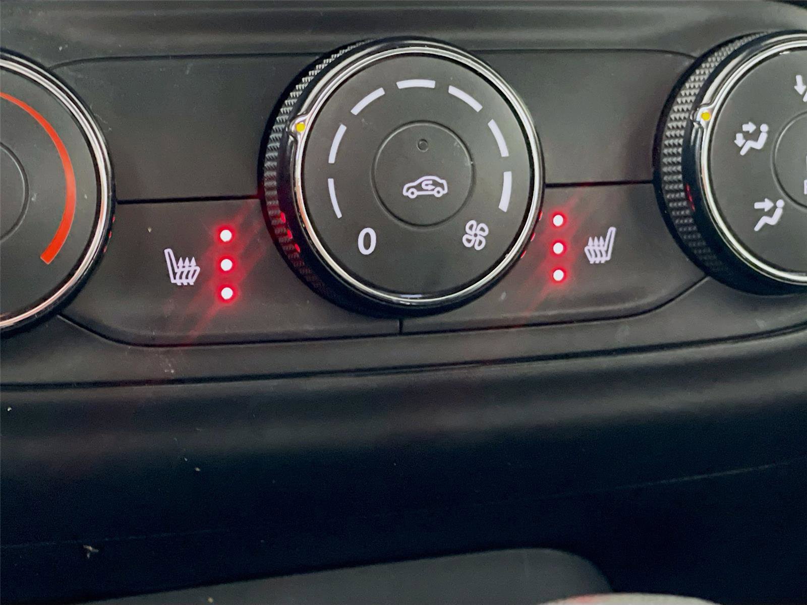 Certified 2024 Chevrolet Trax LS w/ LS Convenience Package image 22