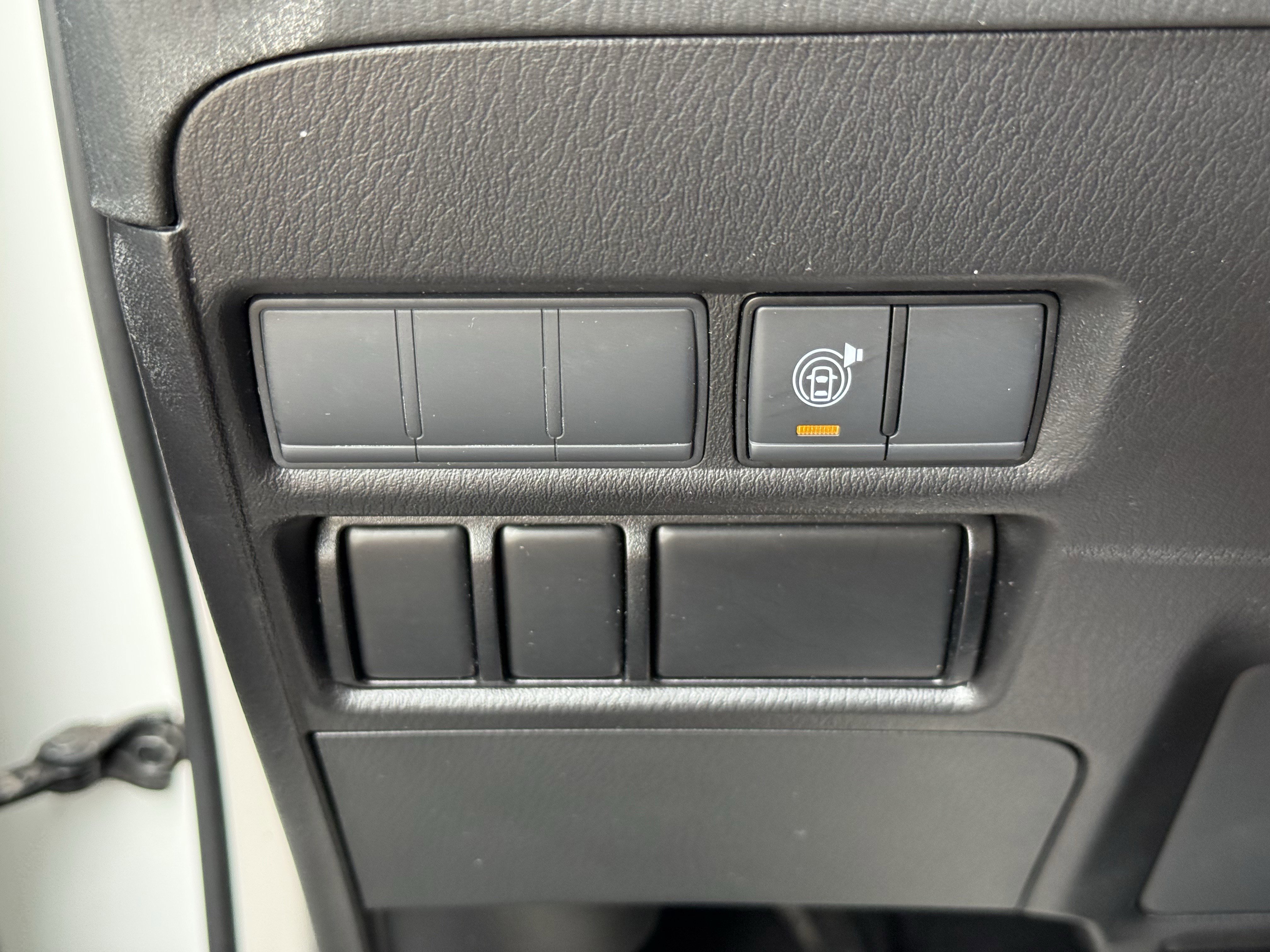 Used 2024 Nissan Armada SV RWD image 26