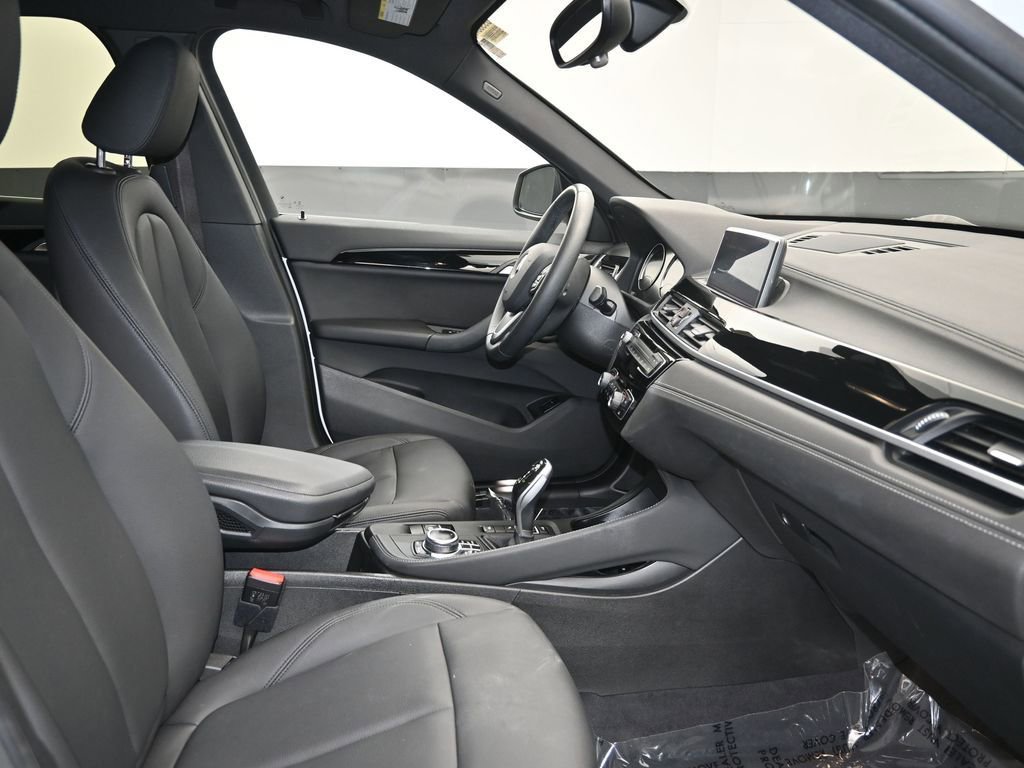 Used 2020 BMW X1 xDrive28i w/ Convenience Package image 11