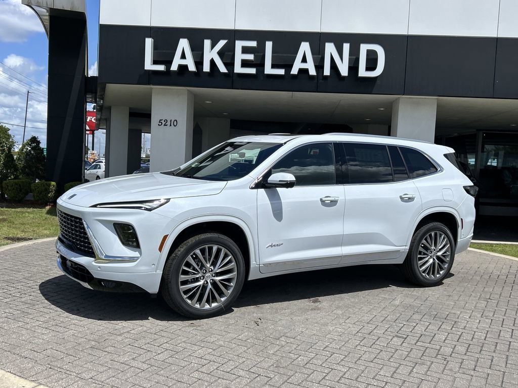 New 2026 Buick Enclave Avenir w/ Super Cruise Package FWD image 2