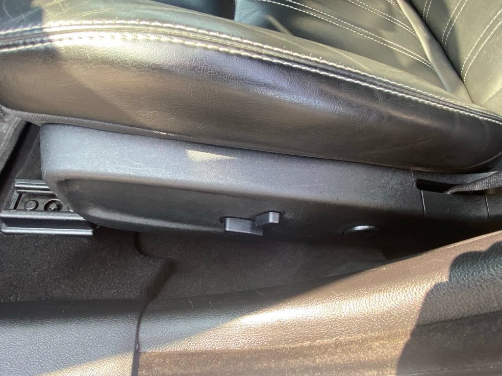 Used 2020 Chrysler 300 S RWD image 10