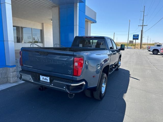New 2026 Chevrolet Silverado 3500 LT w/ Safety Package AWD/4WD image 5