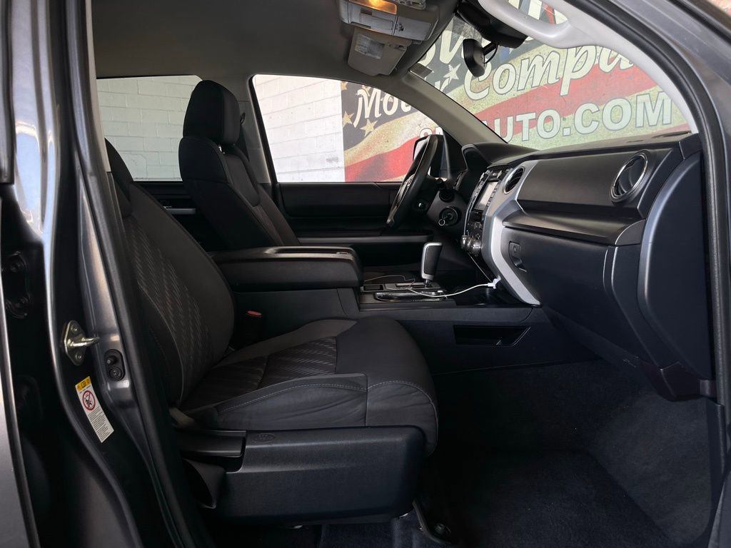 Used 2018 Toyota Tundra SR5 w/ SR5 Upgrade Package image 19