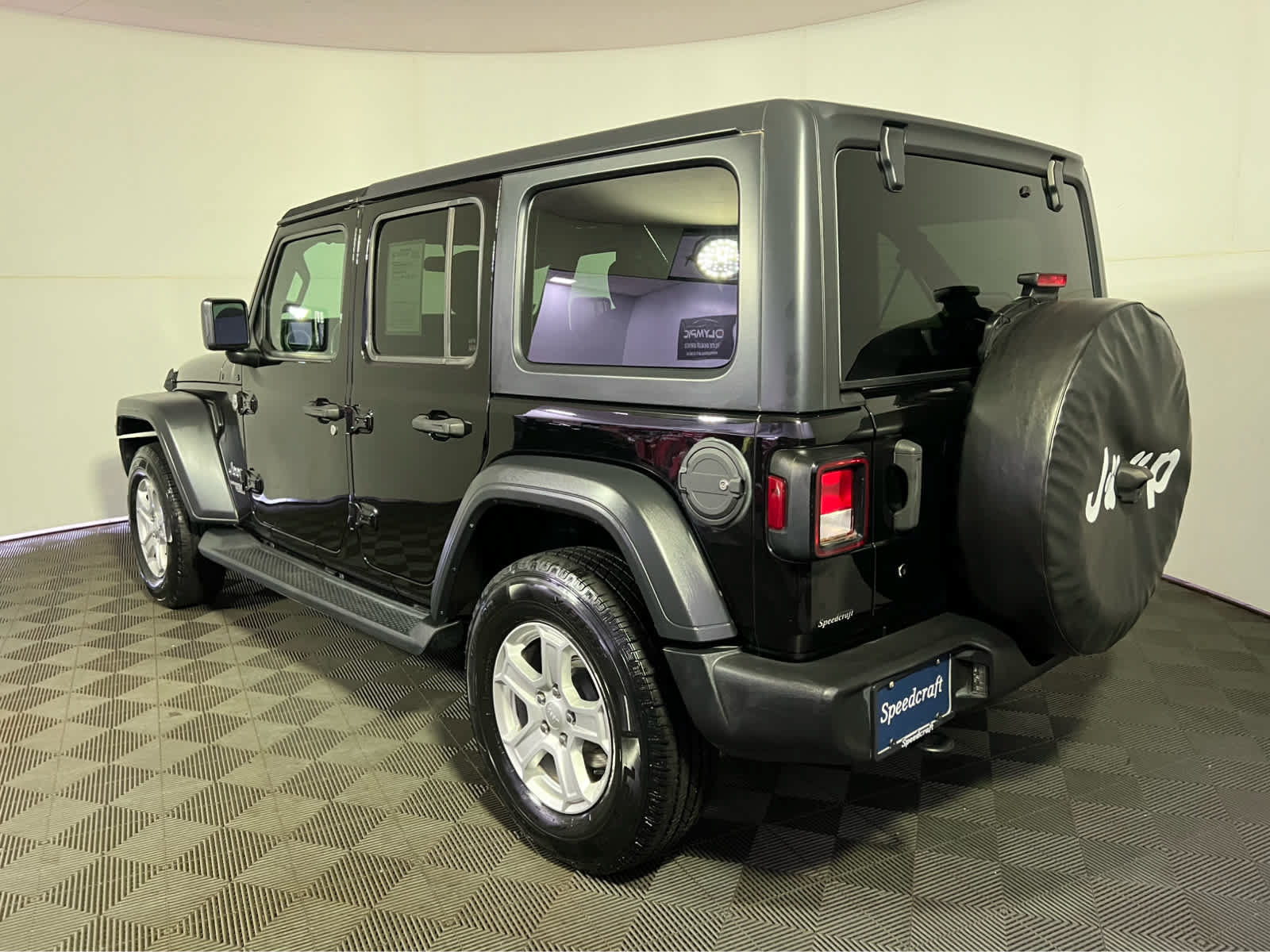 Used 2018 Jeep Wrangler Unlimited Sport S AWD/4WD image 5