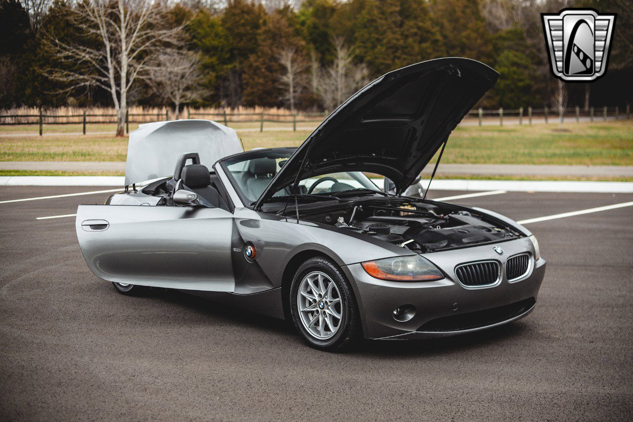 Used 2004 BMW Z4 2.5i image 20