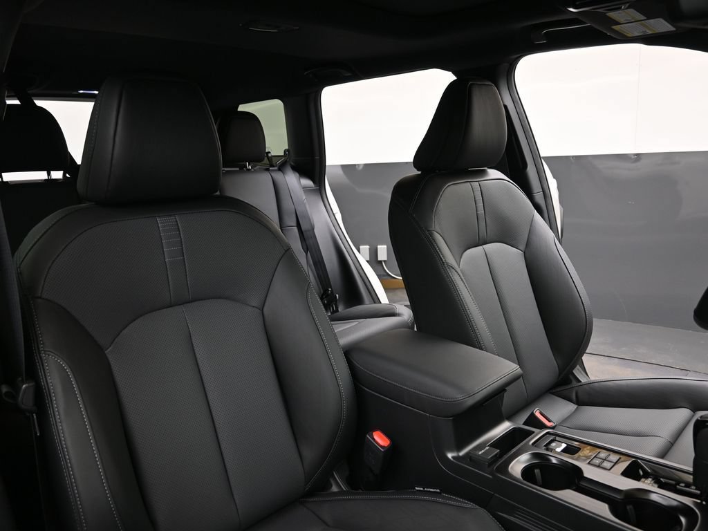 New 2026 Subaru Outback Touring XT image 13