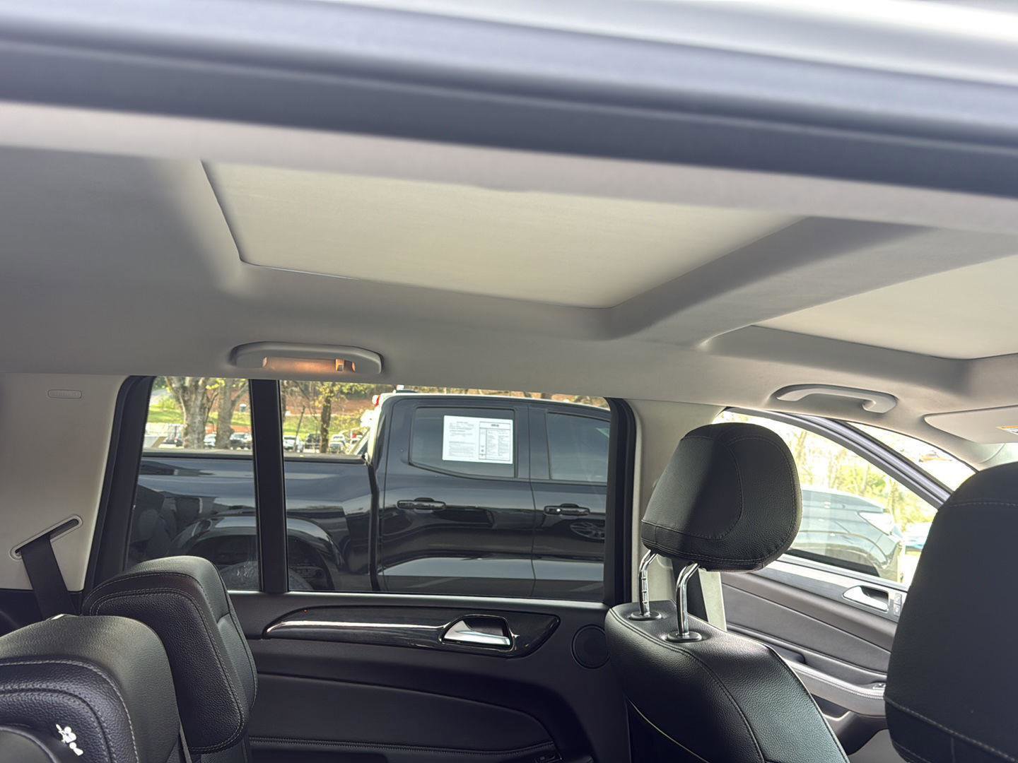Used 2017 Mercedes-Benz GLS 450 4MATIC image 34
