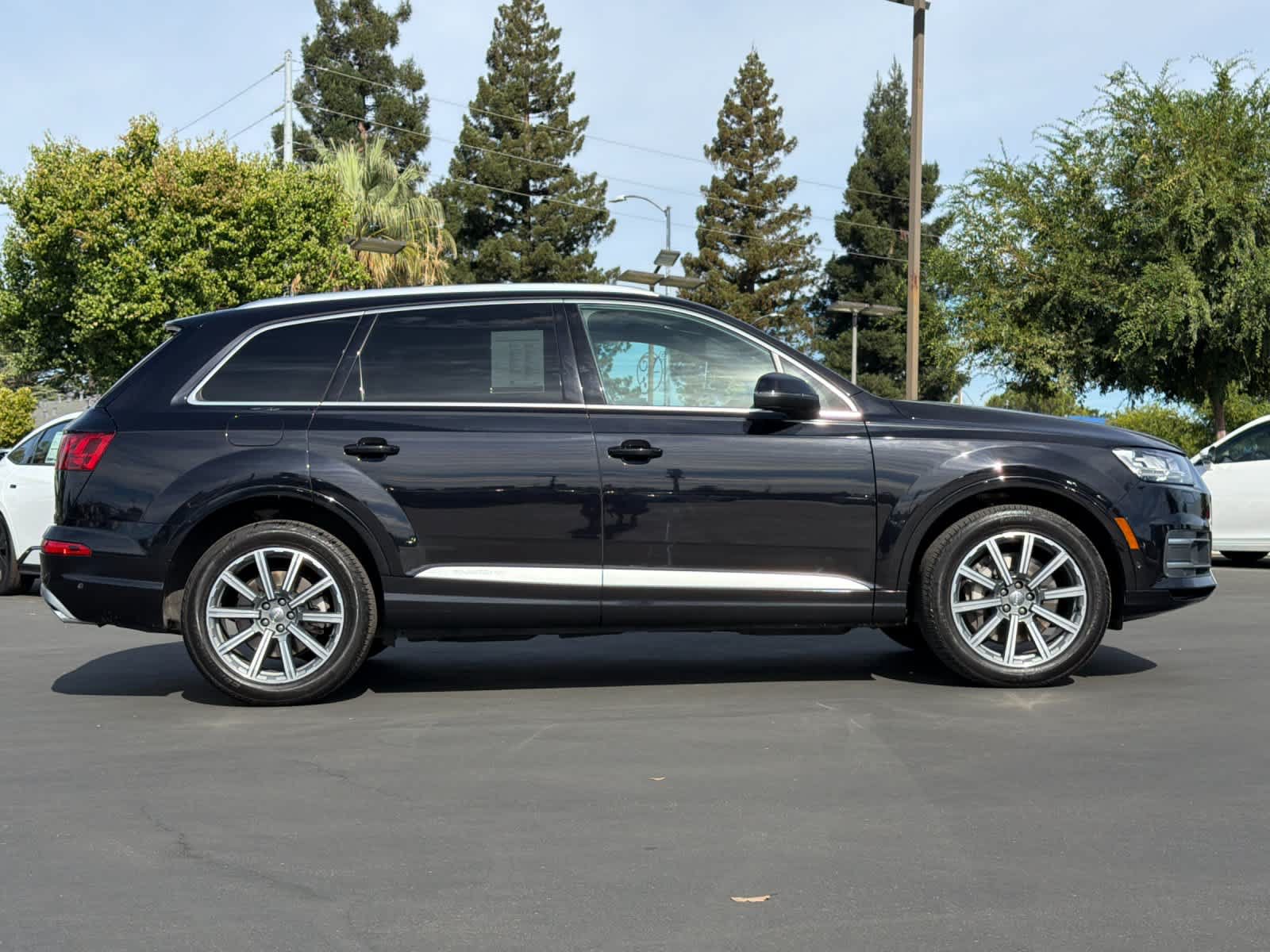 Used 2019 Audi Q7 3.0T Premium Plus w/ Premium Plus Package AWD/4WD image 6