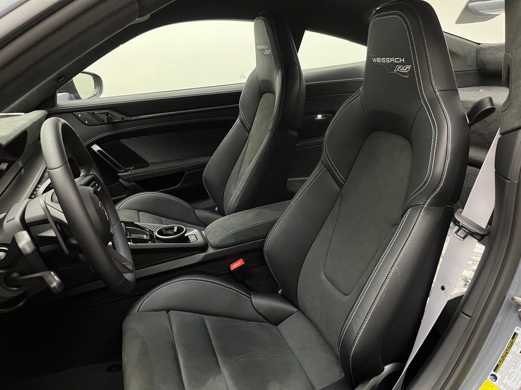 Used 2025 Porsche 911 GT3 RS image 5