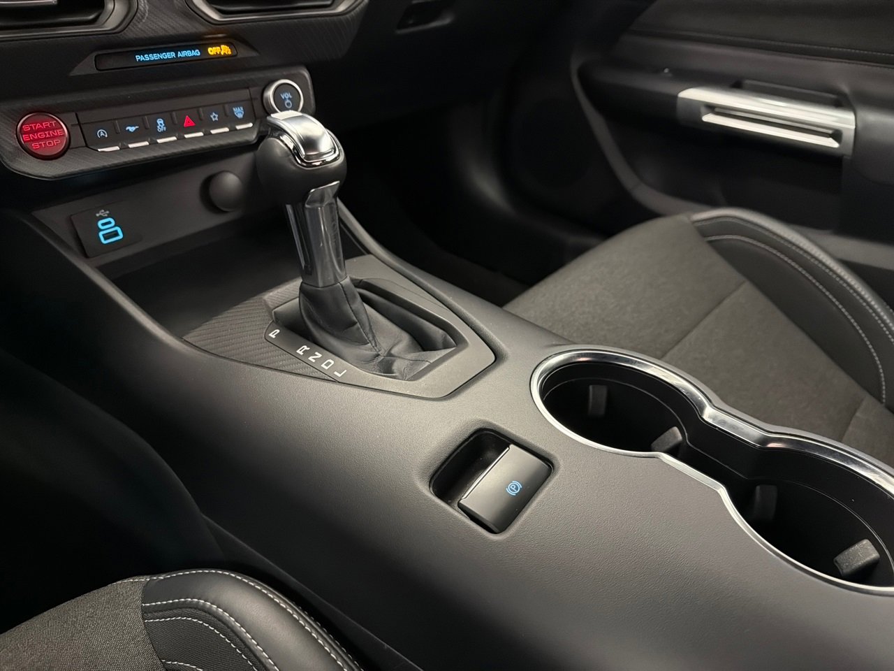 Used 2024 Ford Mustang Coupe image 24