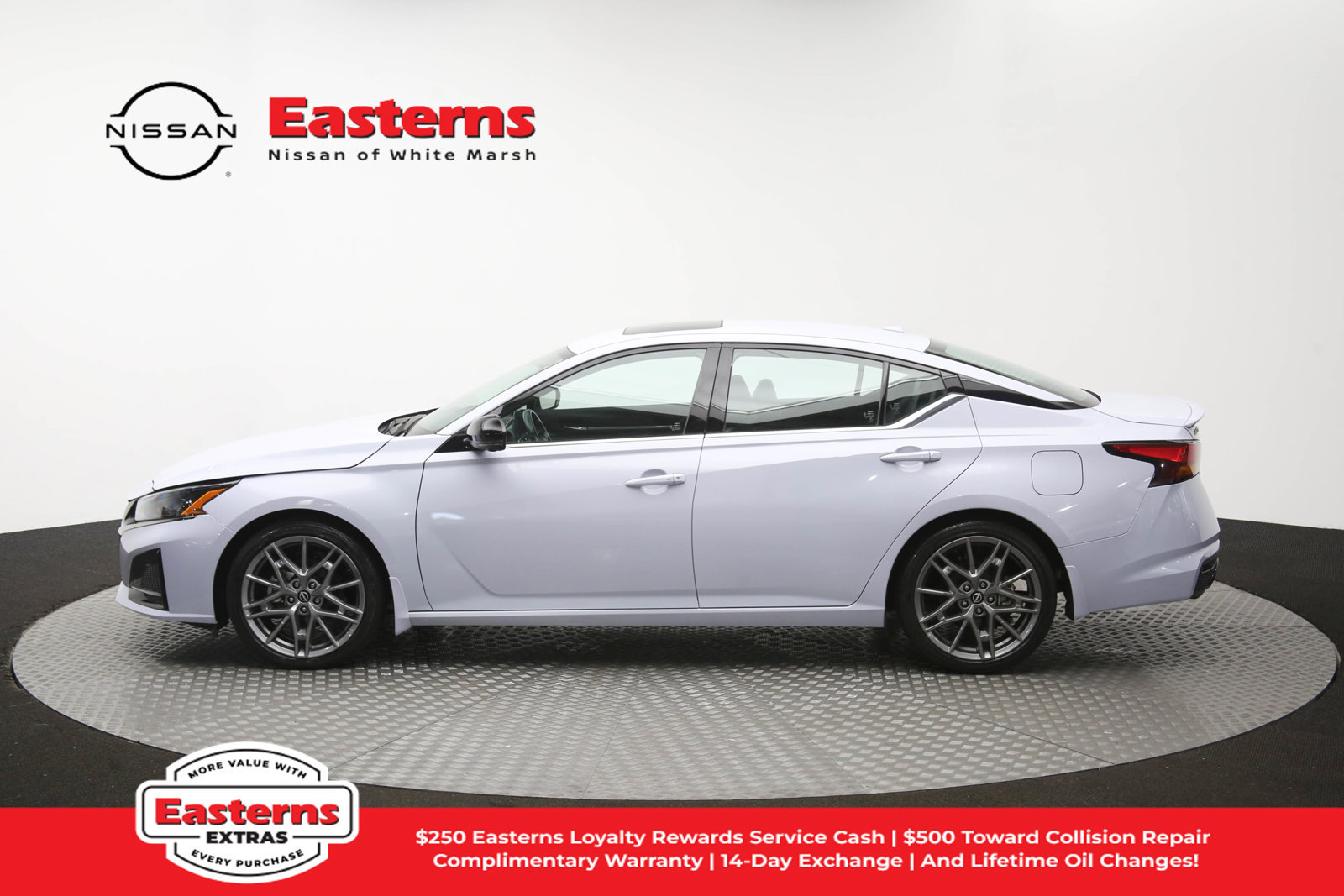 Used 2023 Nissan Altima 2.0 SR FWD image 59