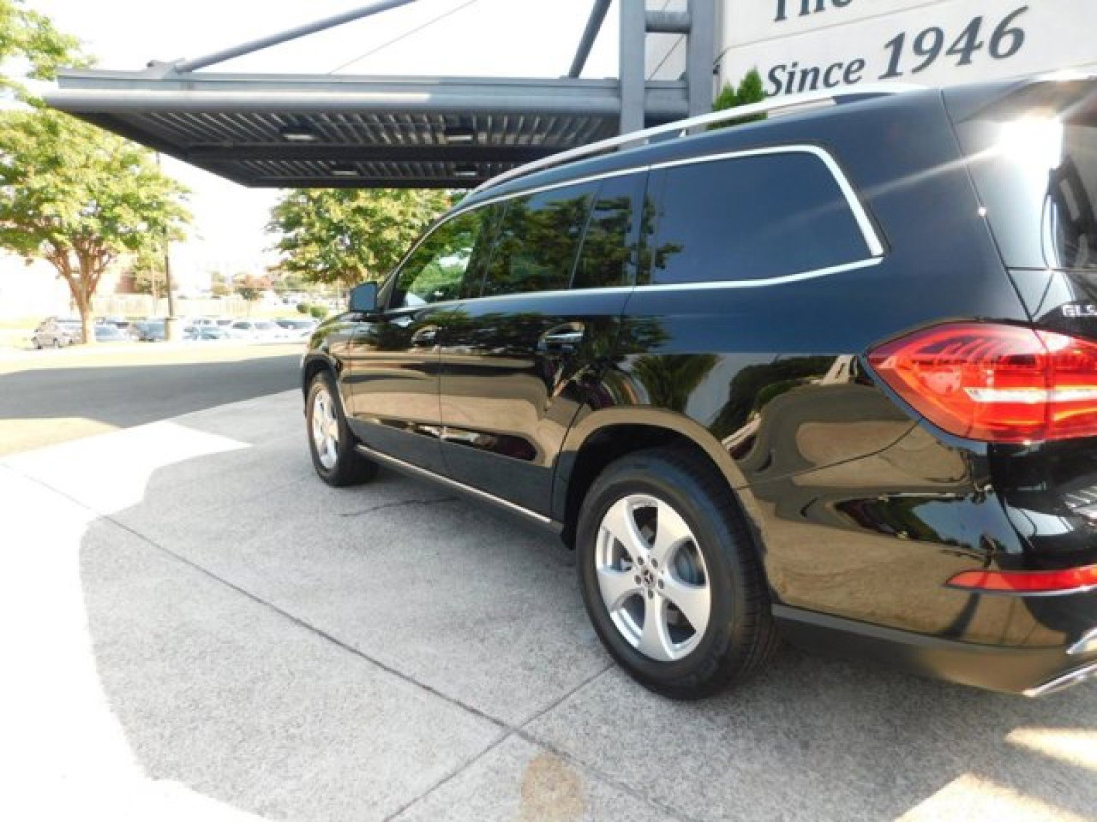 Used 2018 Mercedes-Benz GLS 450 4MATIC image 8