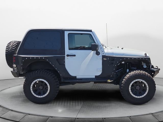 Used 2017 Jeep Wrangler Rubicon w/ Power Convenience Group AWD/4WD image 6
