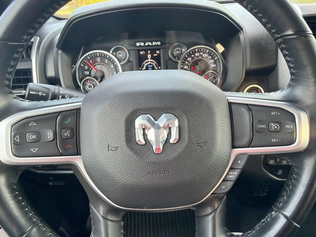 Used 2023 RAM 1500 Big Horn AWD/4WD image 30