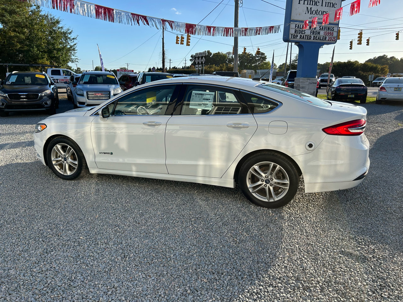 Used 2018 Ford Fusion SE w/ Equipment Group 602A image 2