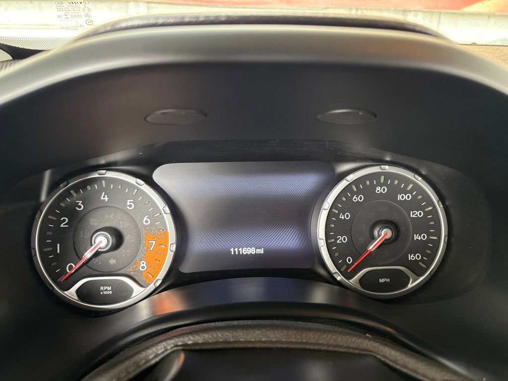 Used 2015 Jeep Renegade Limited FWD image 12