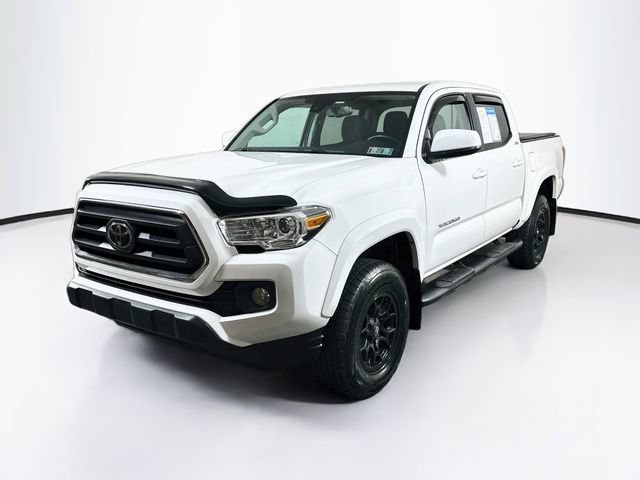 Used 2020 Toyota Tacoma SR5 AWD/4WD image 3